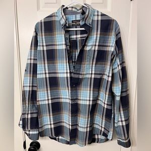 Men’s Plaid Button Up
